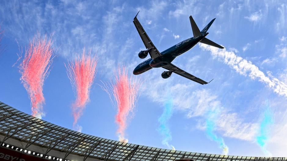 South African airline scraps repeat of viral stadium flyby South African airline scraps repeat of viral stadium flyby