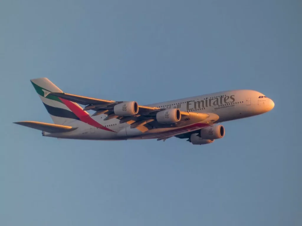 Emirates boosts South Africa network with extra Cape Town and Johannesburg flights