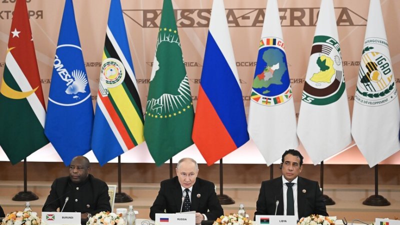 Putin urges African airlines to begin flights to Russia Putin urges African airlines to begin flights to Russia